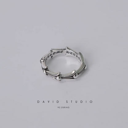CROSS TAIL RING