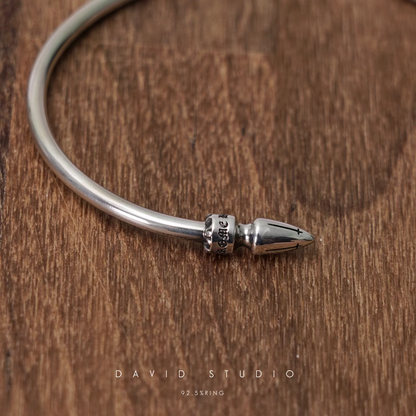 SKINNY SPIKE CUFF