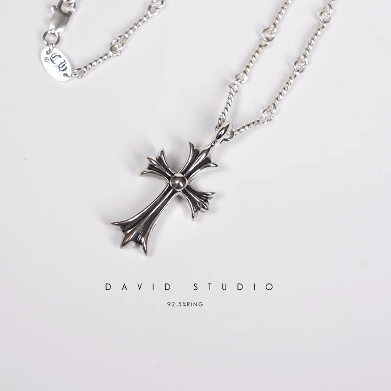 SMALL CROSS CHARM – TWIST CHAIN