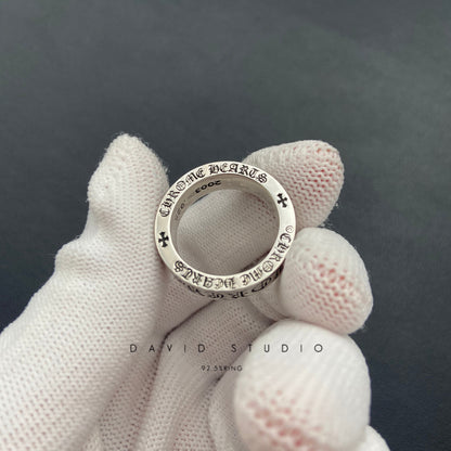 6MM FOREVER RING WITH MOISSANITE– SPACER