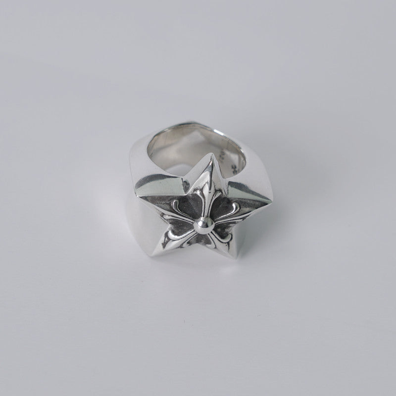 LARGE STAR RING