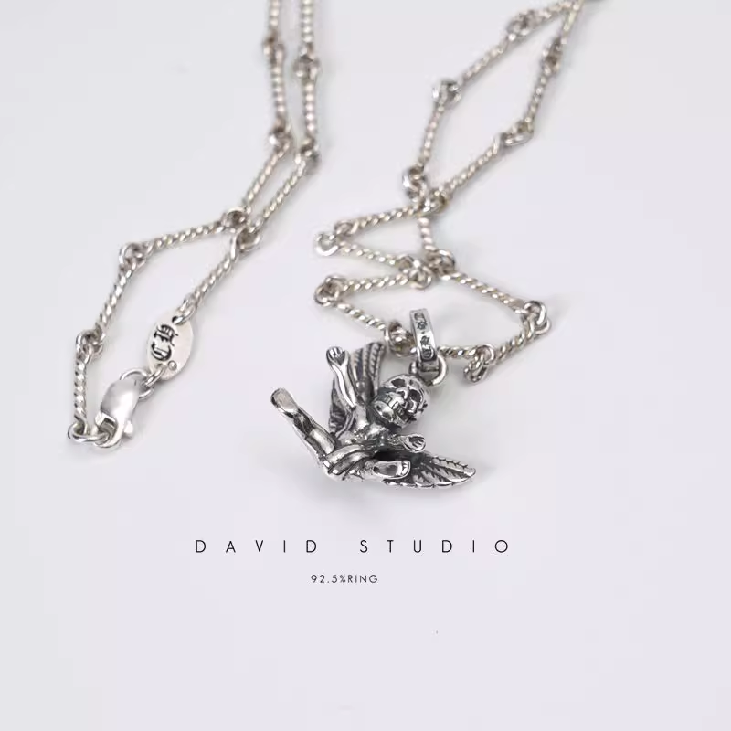 FOTI MISSLAREN PENDANT – TWIST CHAIN