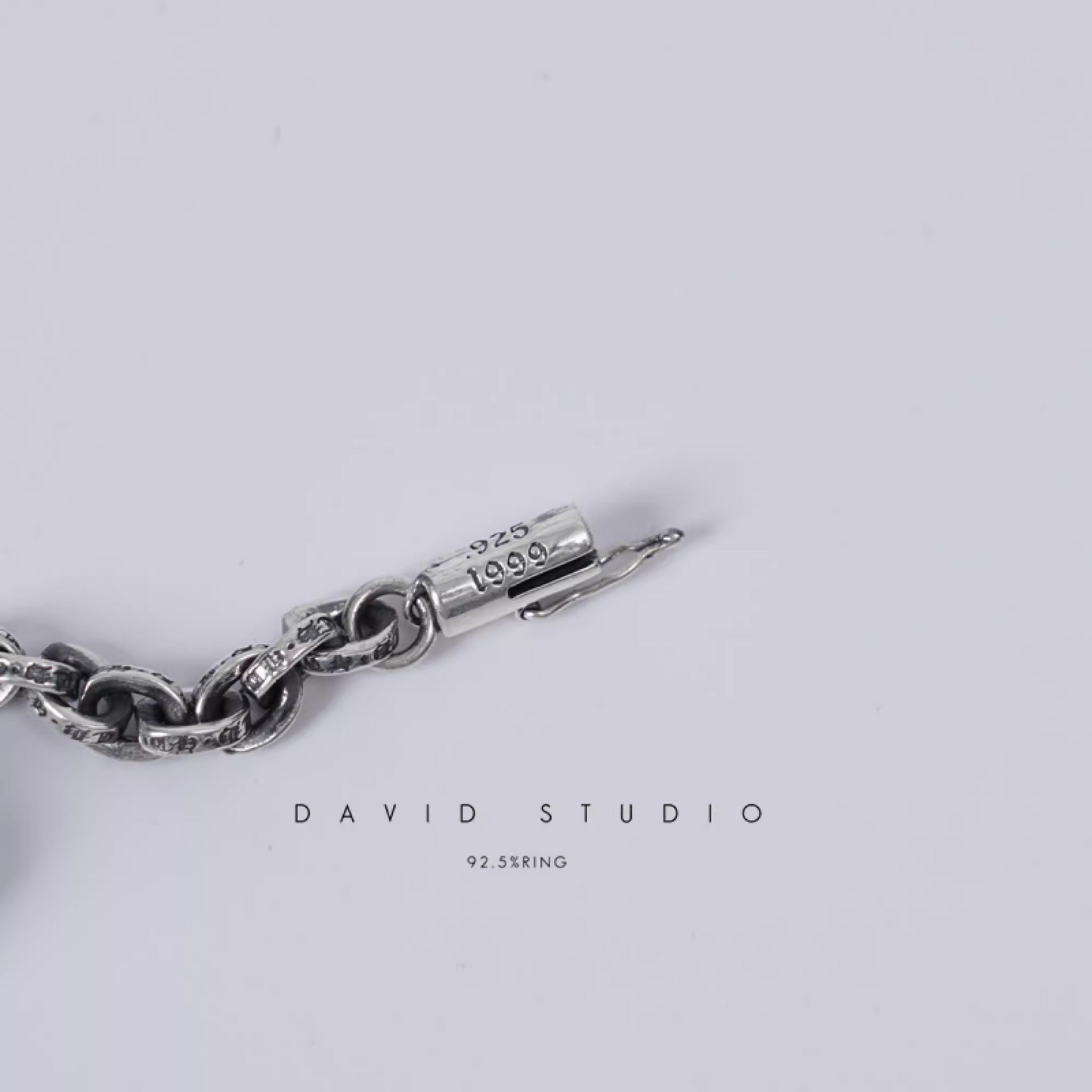 SMALL CROSS PENDANT WITH BAIL – PAPER CHAIN（PACKAGE）