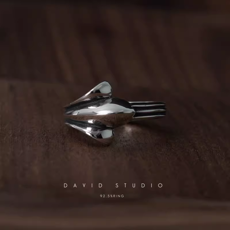 720 HALF CROSS TAIL RING