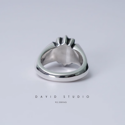 CH PLUS SIGNET RING