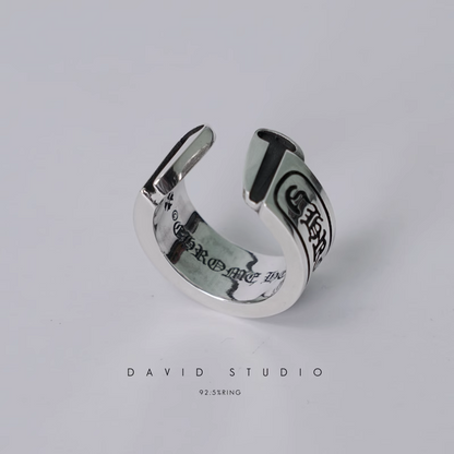 SCROLL LABEL RING