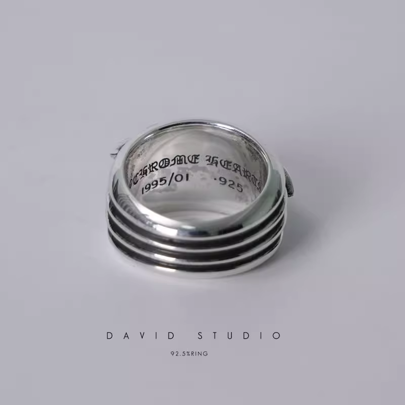 DAGGER HEART RING