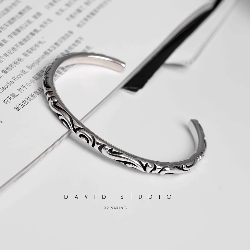 SCROLL BAND CUFF