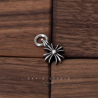 CH PLUS CHARM