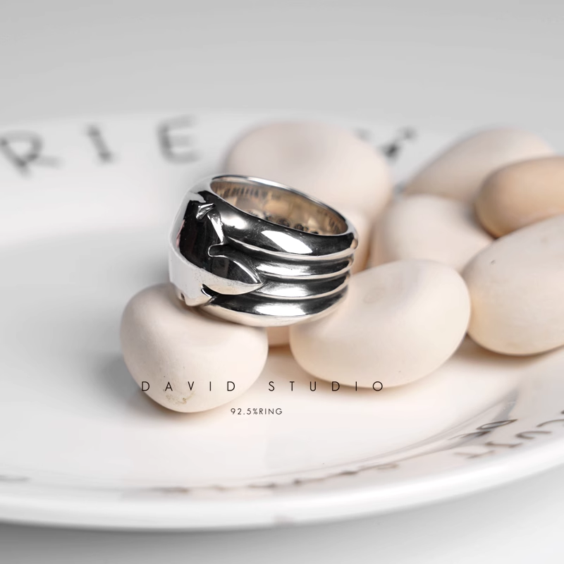 BIG FLEUR TAIL RING