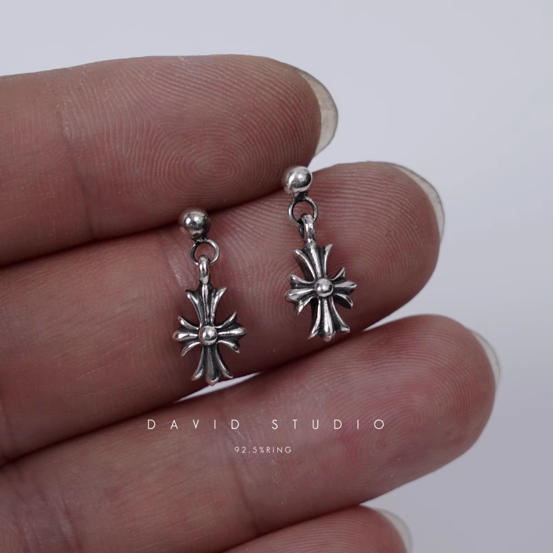 TINY E CH PLUS DROP EARRINGS