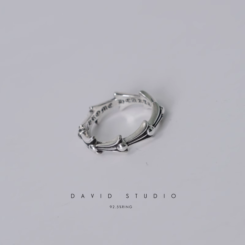 CROSS TAIL RING