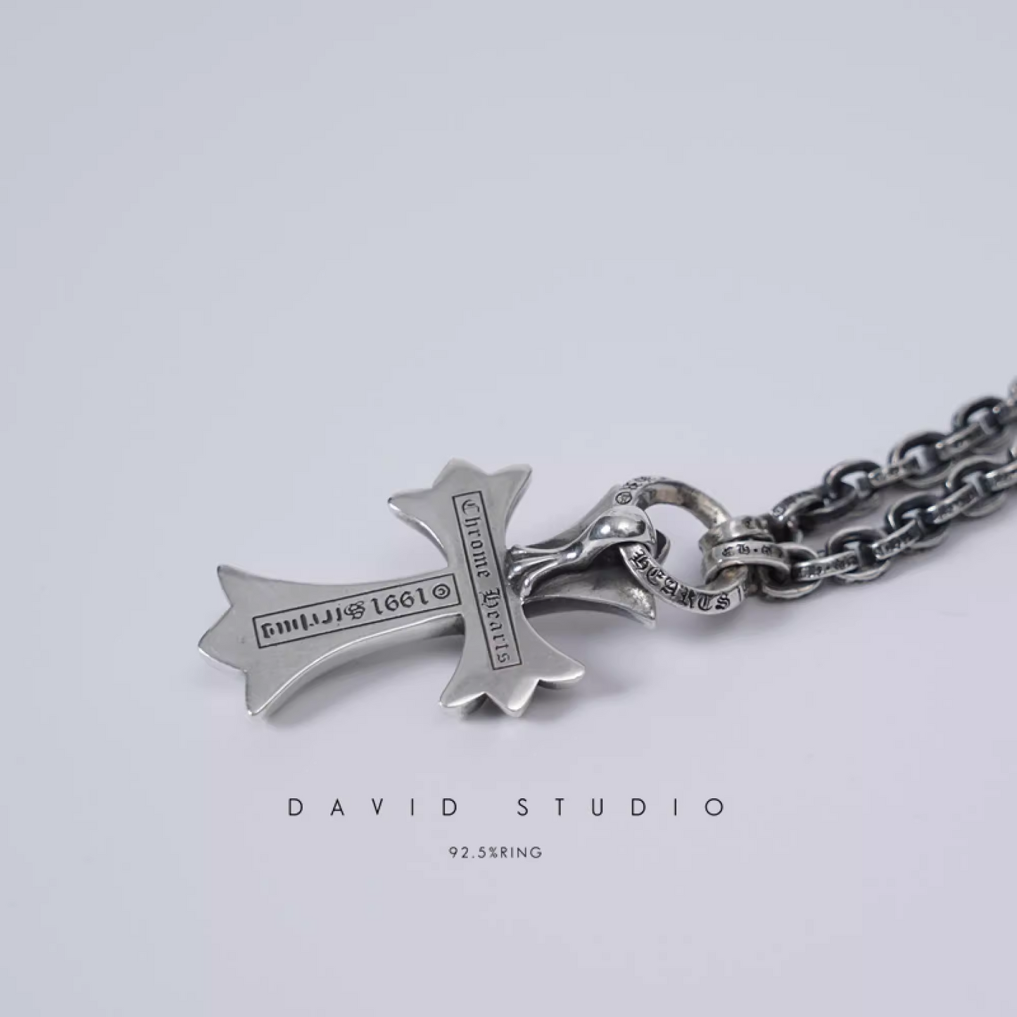 SMALL CROSS PENDANT WITH BAIL – PAPER CHAIN（PACKAGE）