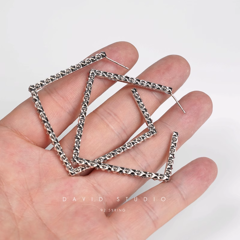 CH PLUS SQUARE HOOP EARRINGS