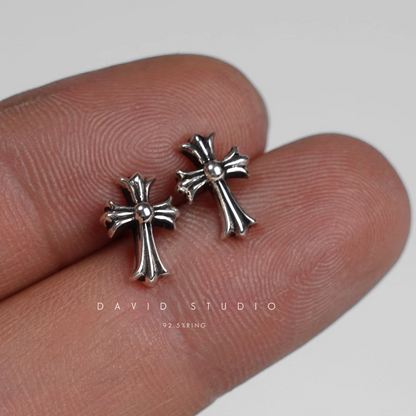 CROSS EARRINGS – CLASSIC