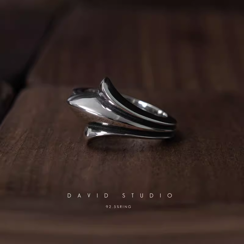 720 HALF CROSS TAIL RING