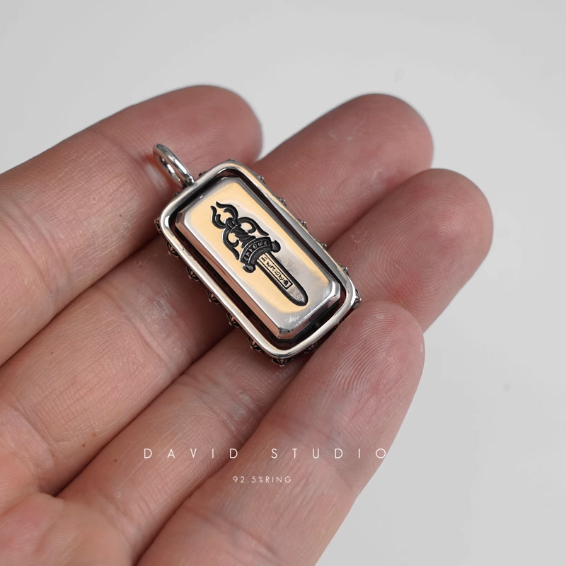 DOUBLE SPINNER PENDANT