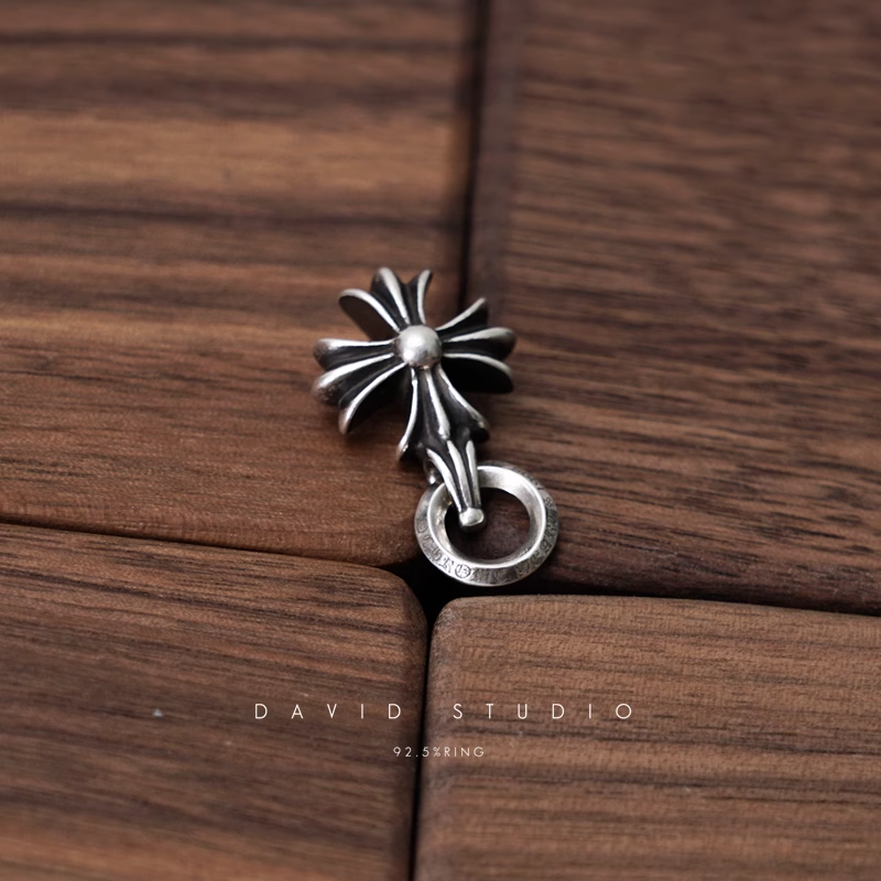 CH PLUS CHARM