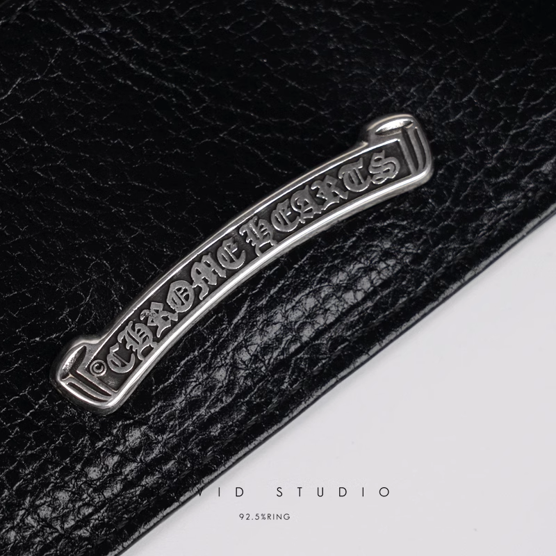 SMALL DAGGER CARD HOLDER