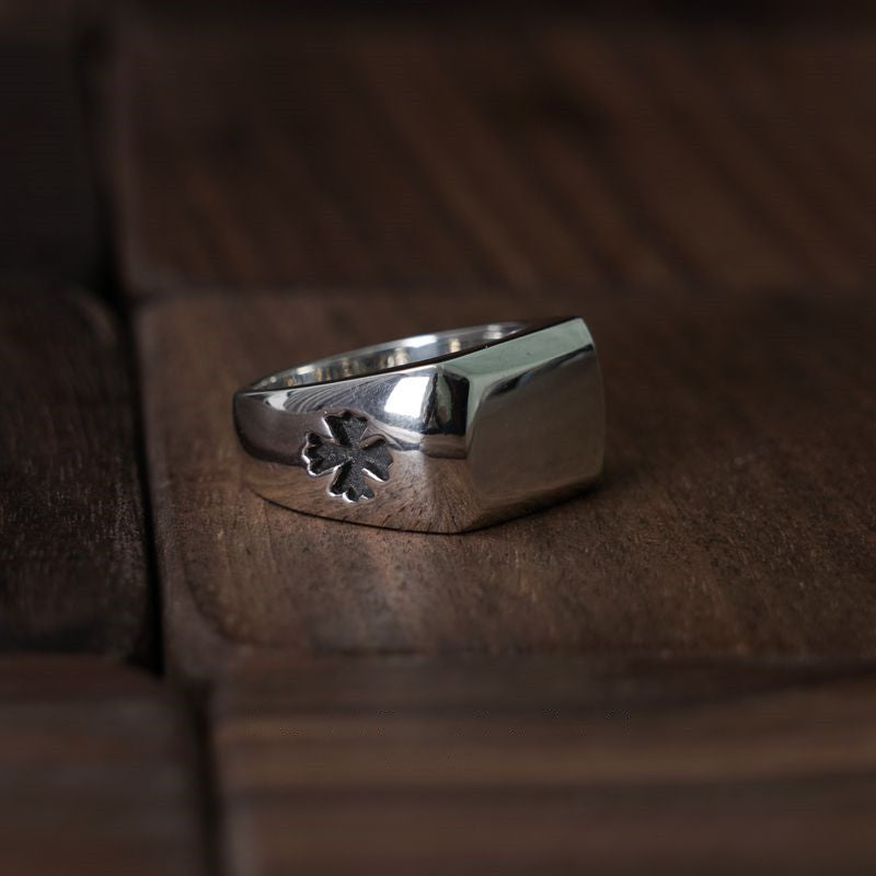 BIG PJ CROSS RING