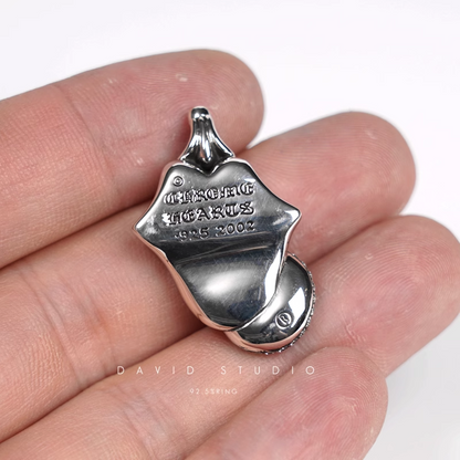 ROLLING STONES TONGUE & LIP PENDANT WITH DIAMOND