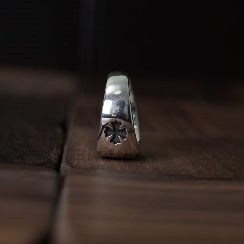 BIG PJ CROSS RING