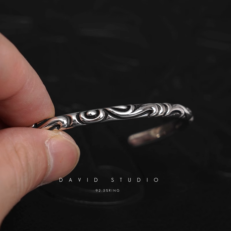 SCROLL BAND CUFF