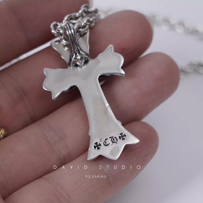 SMALL DOUBLE CROSS PENDANT – ROLL CHAIN