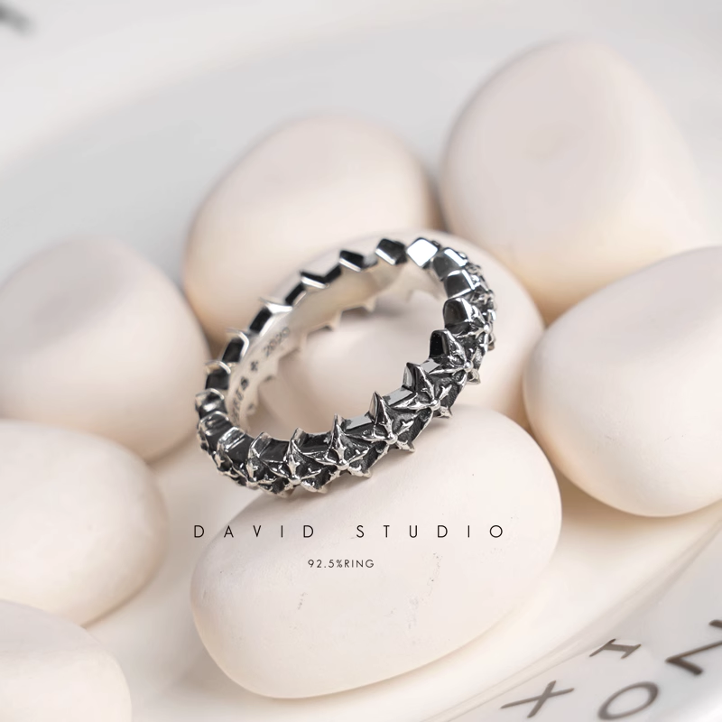 5 SIDED STAR LOOP RING
