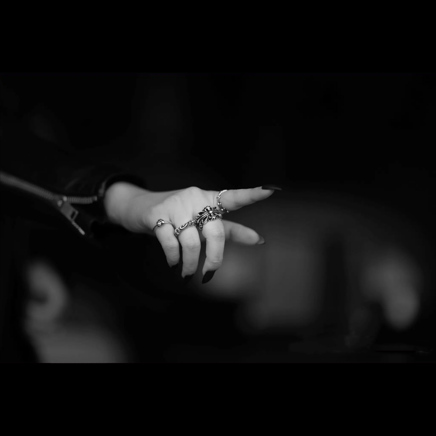 CHROME HEARTS DOUBLE FLORAL RING