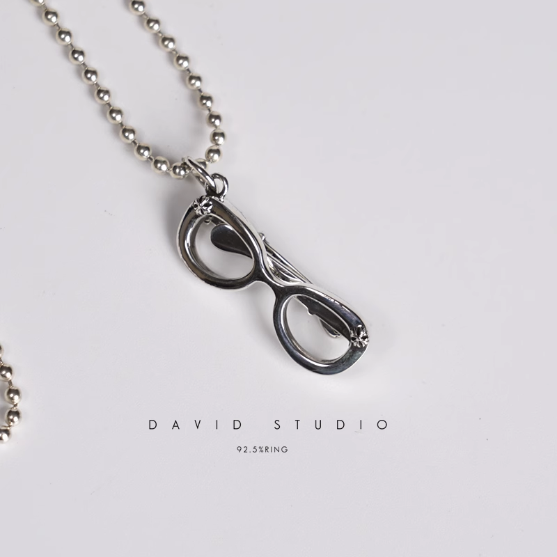GLASSES PENDANT – BALL CHAIN