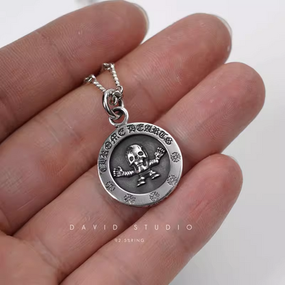 FOTI MEDALLION PENDANT – TWIST CHAIN