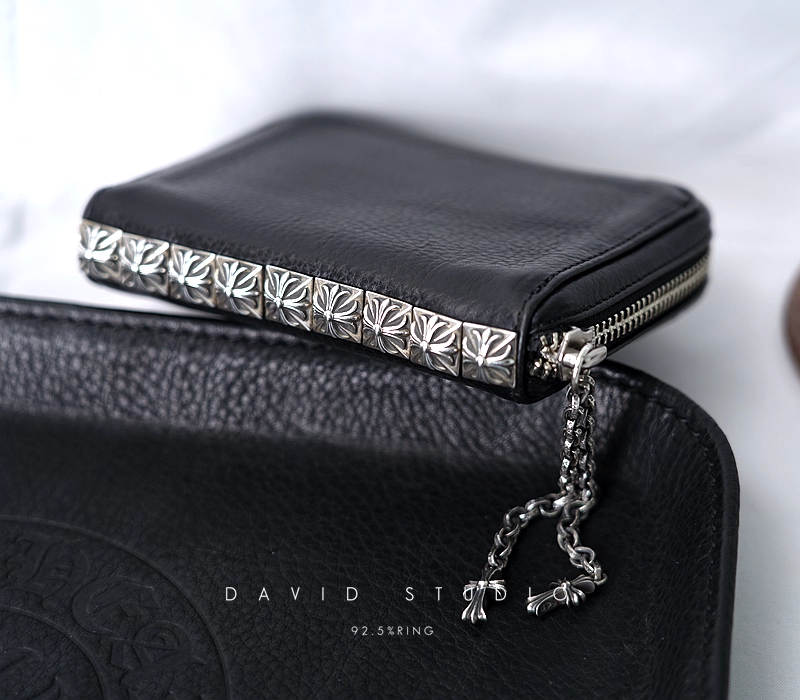 DOUBLE BABYFAT CROSS PAPER CHAIN ZIPPER WALLET