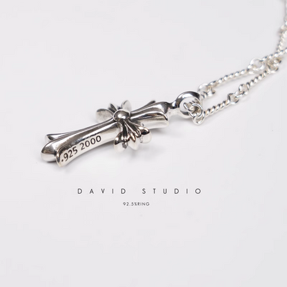 SMALL CROSS CHARM – TWIST CHAIN