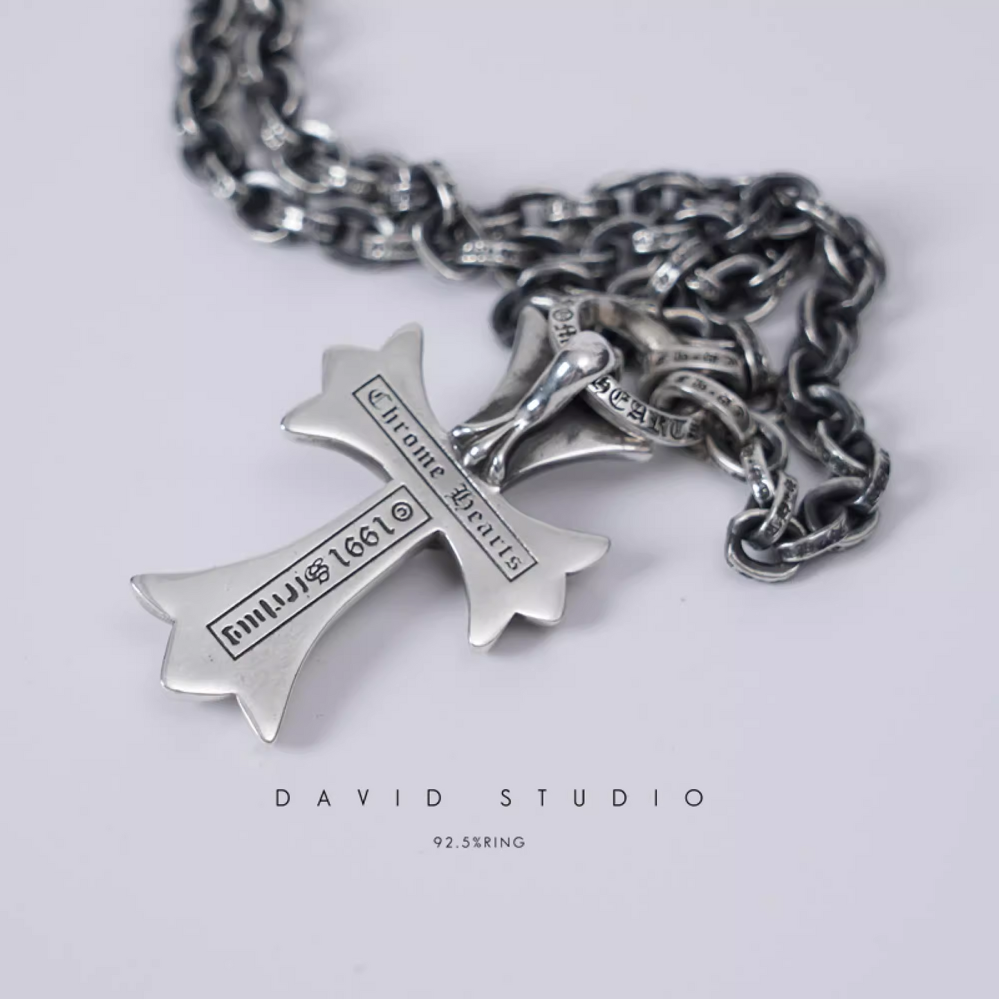 SMALL CROSS PENDANT WITH BAIL – PAPER CHAIN（PACKAGE）