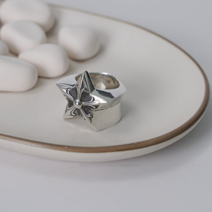 LARGE STAR RING