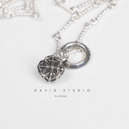 PYRAMID PLUS BALL CHARM – TWIST CHAIN