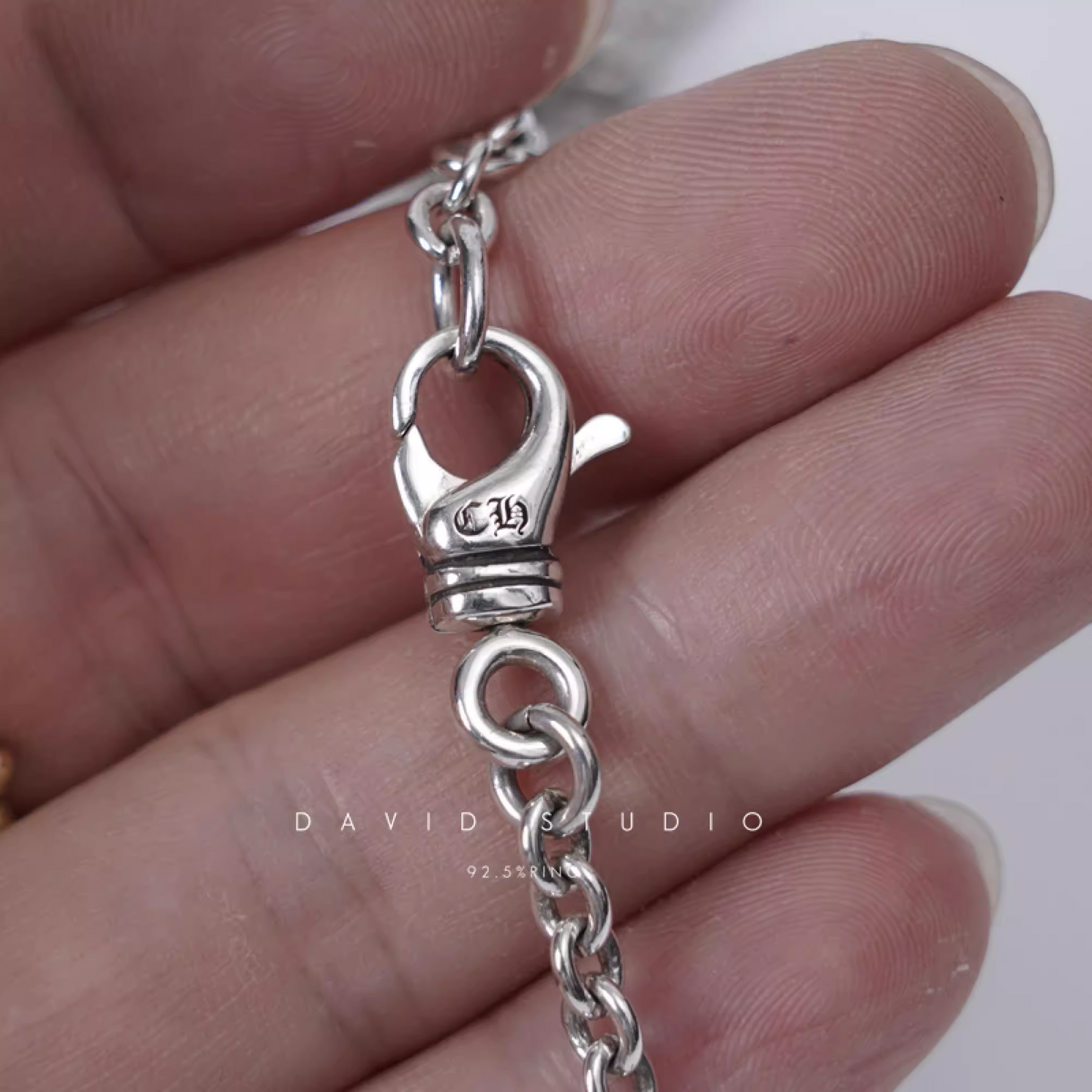 SMALL DOUBLE CROSS PENDANT – ROLL CHAIN
