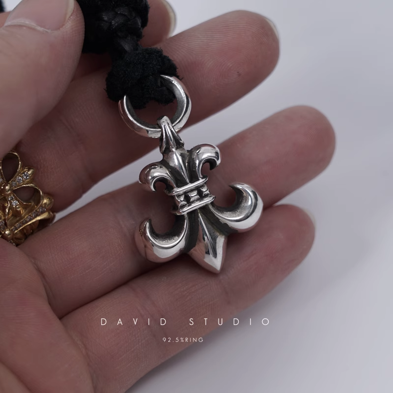 BS FLEUR CHARM – LEATHER BRAID