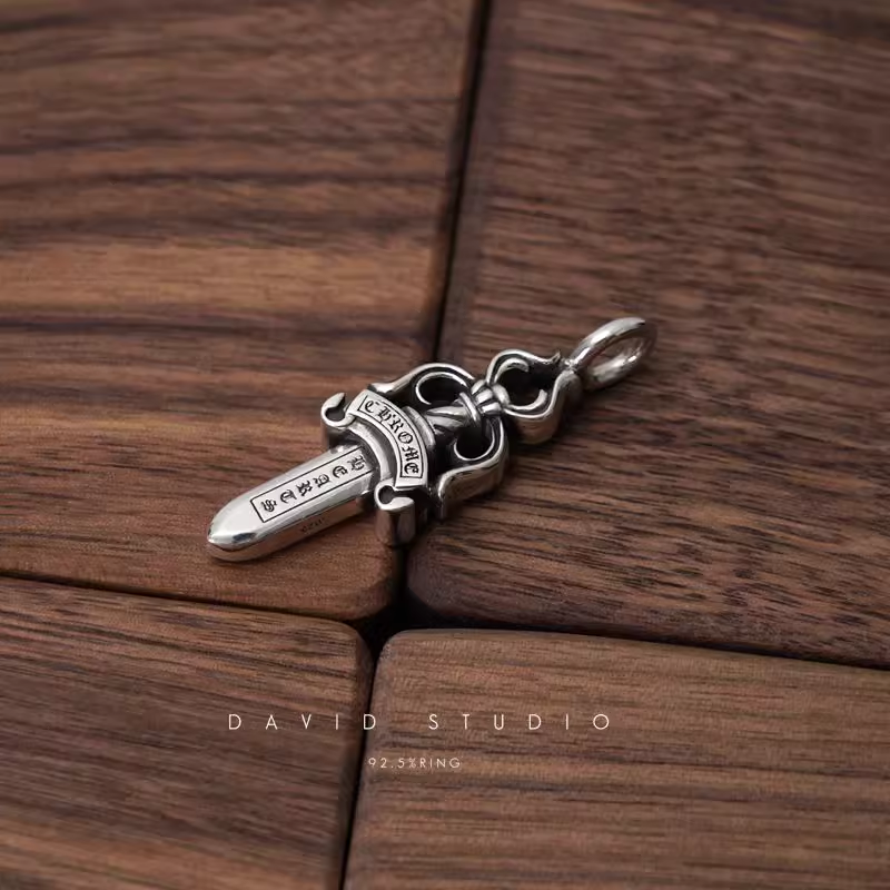 DOUBLE DAGGER PENDANT