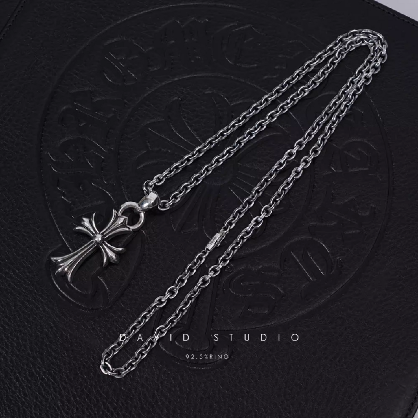 SMALL CROSS PENDANT WITH BAIL – PAPER CHAIN