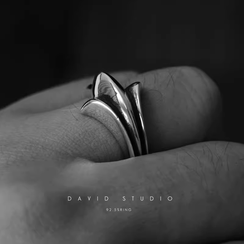720 HALF CROSS TAIL RING