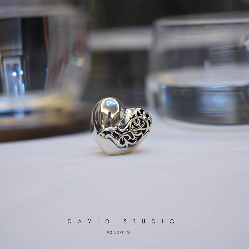 HEART RING