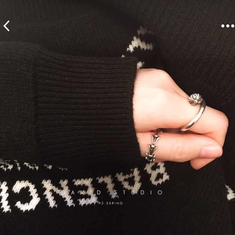 NAIL RING – CROSSBALL