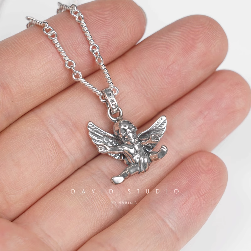 FOTI MISSLAREN PENDANT – TWIST CHAIN