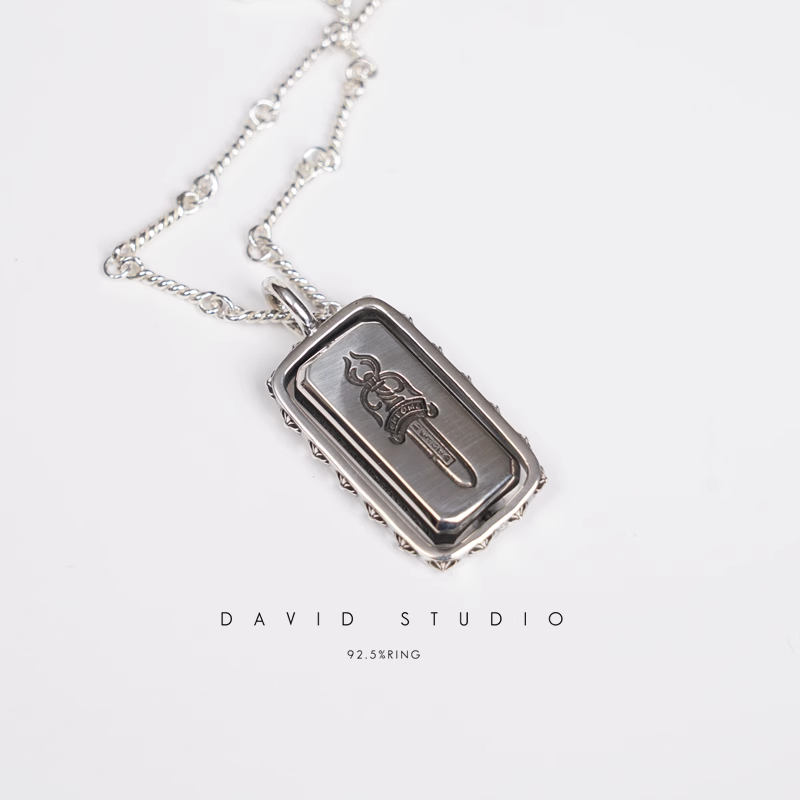DOUBLE SPINNER PENDANT – TWIST CHAIN