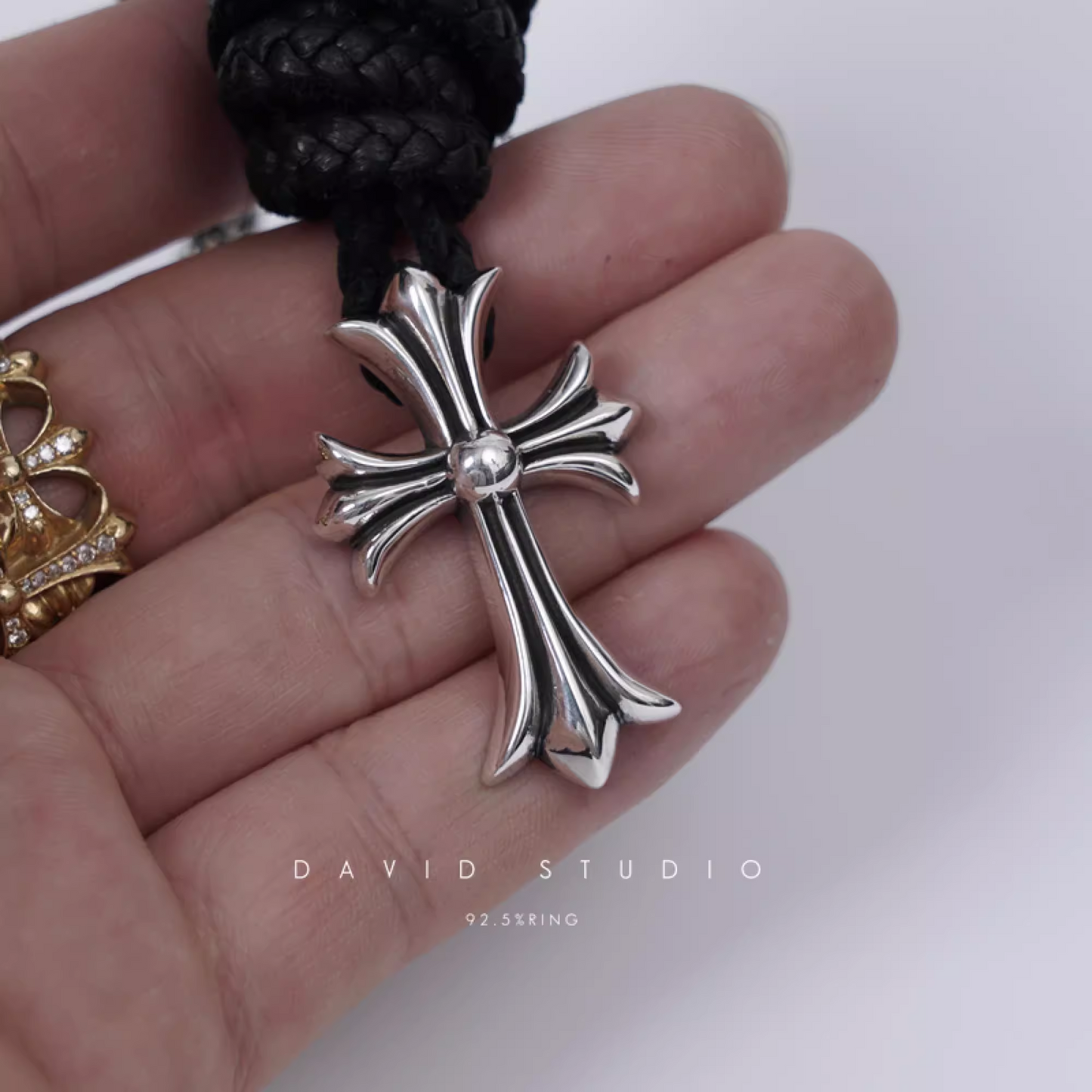 SMALL CROSS PENDANT – LEATHER BRAID