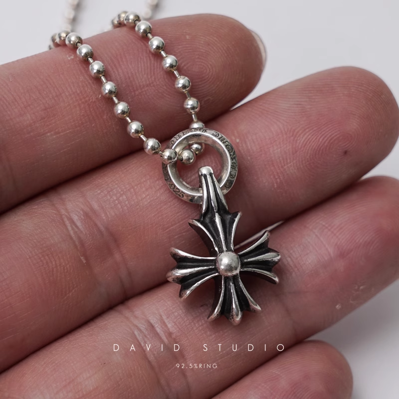 CH PLUS CHARM – BALL CHAIN