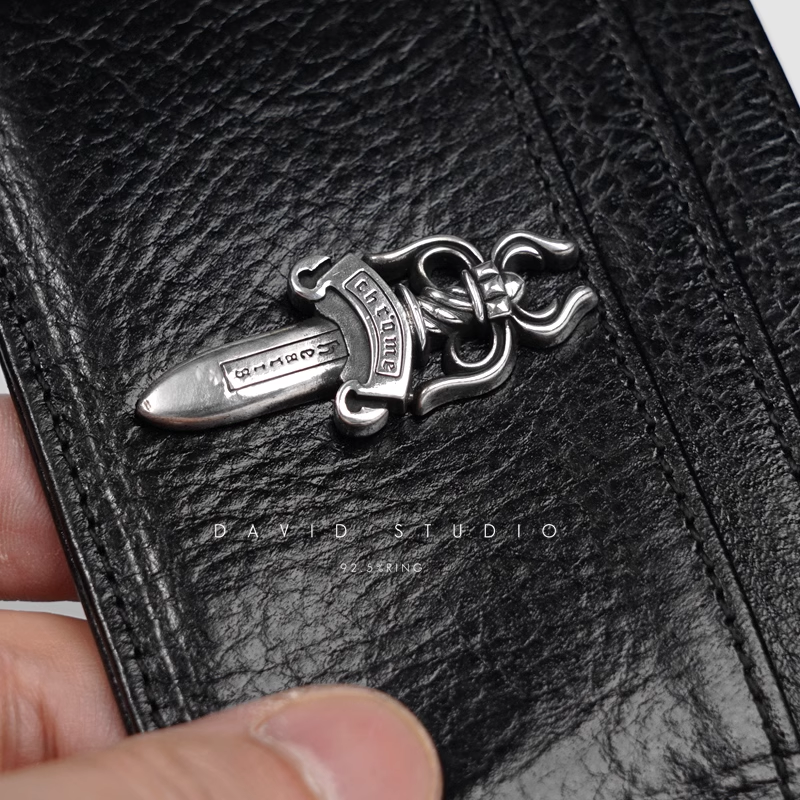 BIG DAGGER CARD HOLDER