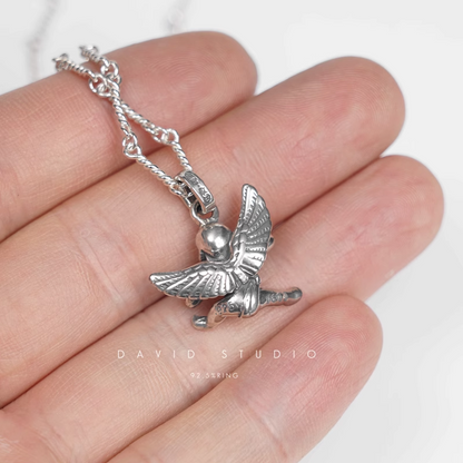 FOTI MISSLAREN PENDANT – TWIST CHAIN